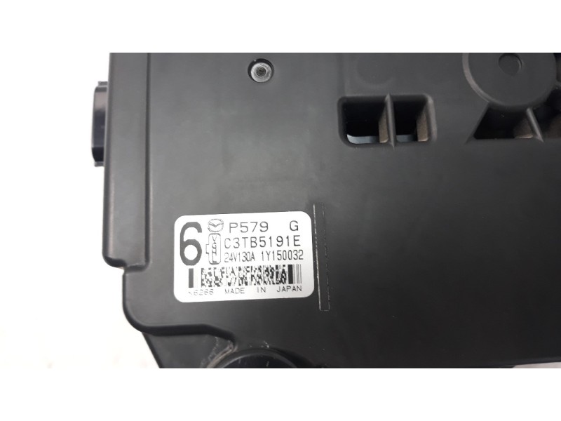 Recambio de alternador para mazda 2 lim. () 1.5 16v cat referencia OEM IAM P53N18300C  