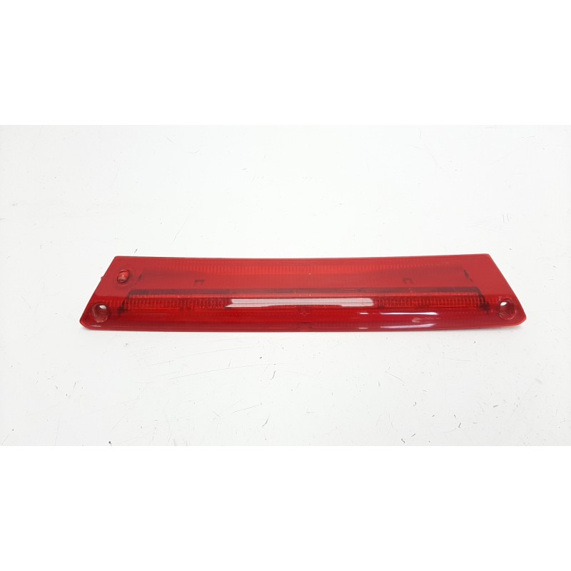 Recambio de luz central de freno para ford fiesta (ccn) 1.5 tdci cat referencia OEM IAM 8A6113A613AJ  