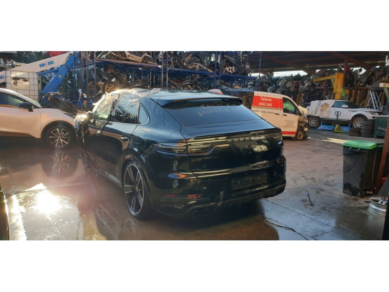 porsche cayenne coupe (9yb) del año 2022