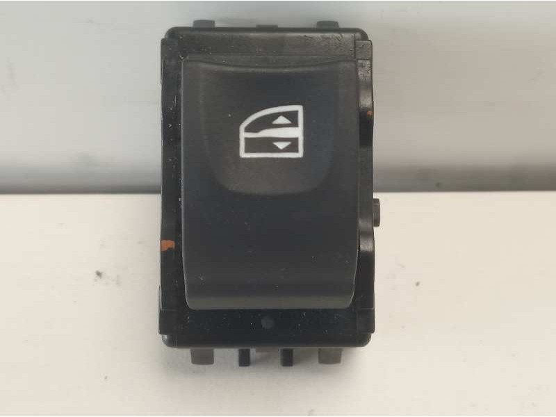 Recambio de mando elevalunas delantero derecho para renault megane iii berlina 5 p dynamique referencia OEM IAM  REN14580 