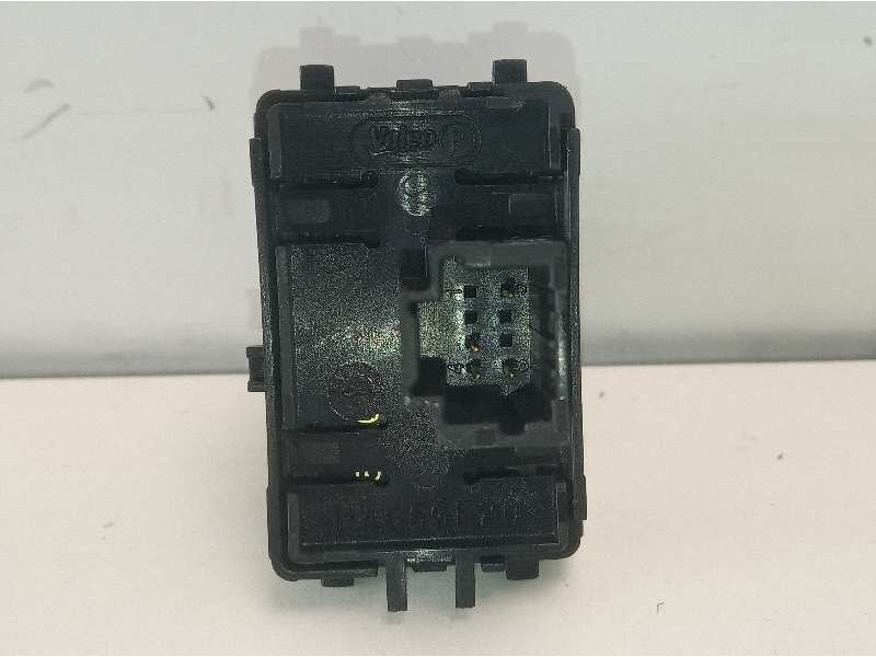 Recambio de mando elevalunas delantero derecho para renault megane iii berlina 5 p dynamique referencia OEM IAM  REN14580 