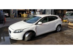 volvo v40 del año 2013 2