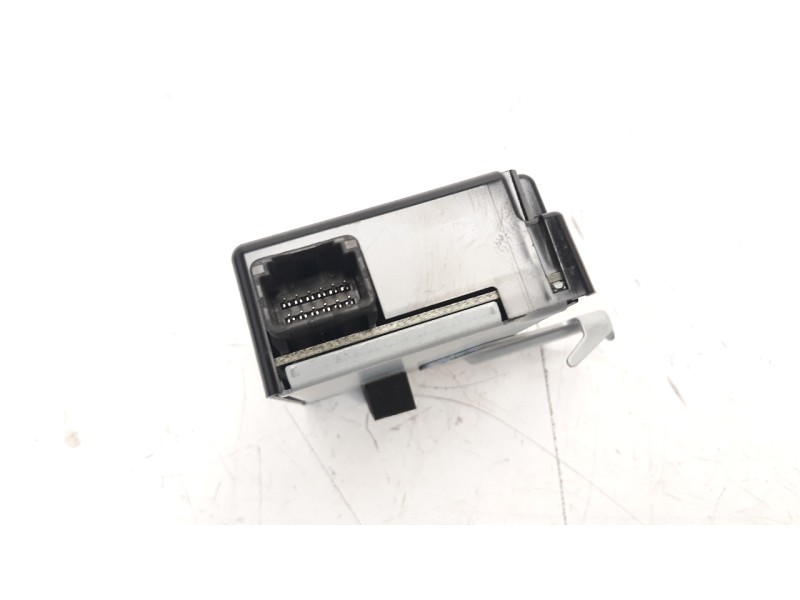 Recambio de modulo electronico para toyota rav 4 referencia OEM IAM 8976042034 1584003620 
