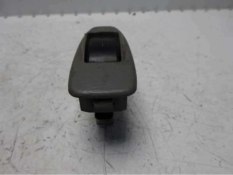 Recambio de mando elevalunas trasero derecho para mazda premacy (cp) td active referencia OEM IAM   