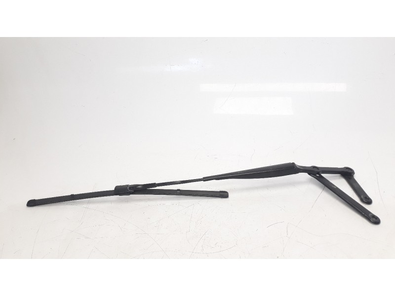 Recambio de brazo limpia delantero derecho para mercedes-benz clase glb (bm 247) 1.3 cat referencia OEM IAM A2478201701  