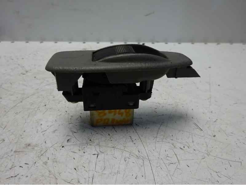 Recambio de mando elevalunas trasero derecho para mazda premacy (cp) td active referencia OEM IAM   