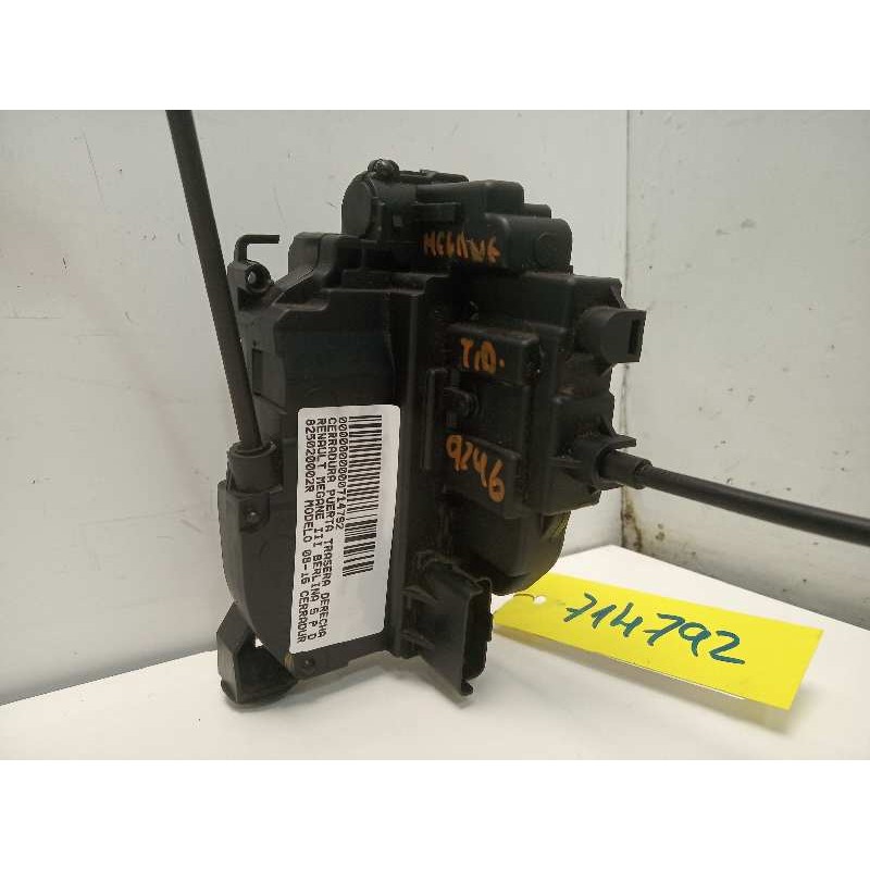 Recambio de cerradura puerta trasera derecha para renault megane iii berlina 5 p dynamique referencia OEM IAM 825020002R  