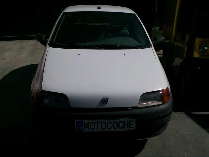 fiat punto berlina (176) del año 1996