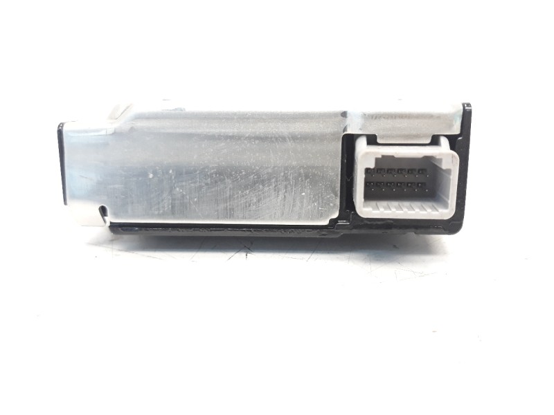 Recambio de modulo electronico para toyota rav 4 referencia OEM IAM 8646C42021 0365008090 