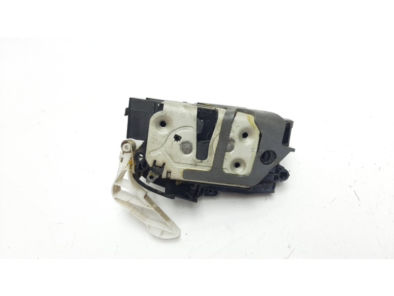 Recambio de cerradura puerta delantera derecha para ford fiesta (ccn) 1.5 tdci cat referencia OEM IAM AM5AU21812BE  