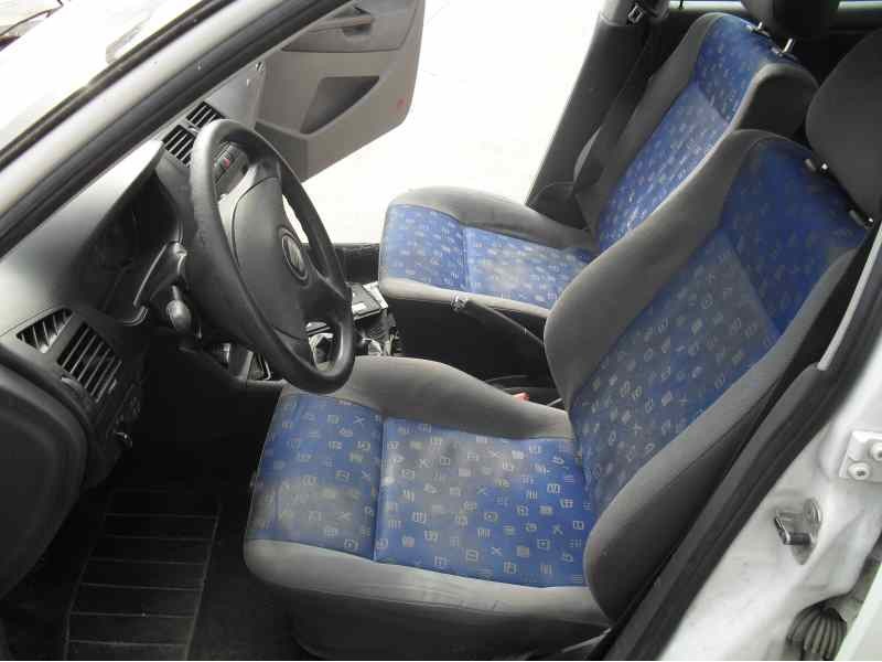 seat ibiza (6k1) del año 2000