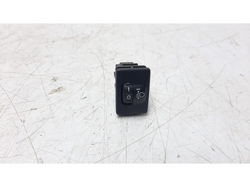 Recambio de interruptor para toyota aygo 1.0 cat referencia OEM IAM 8415200090  
