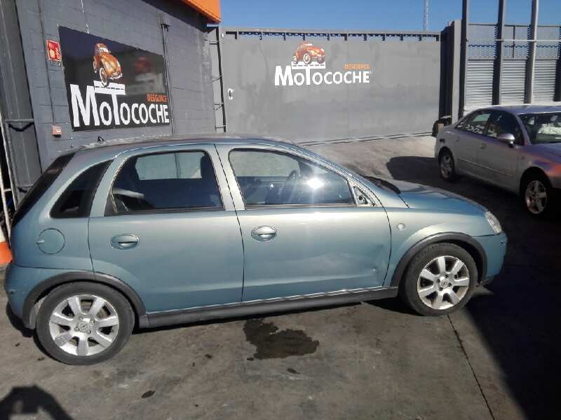 opel corsa c del año 2006