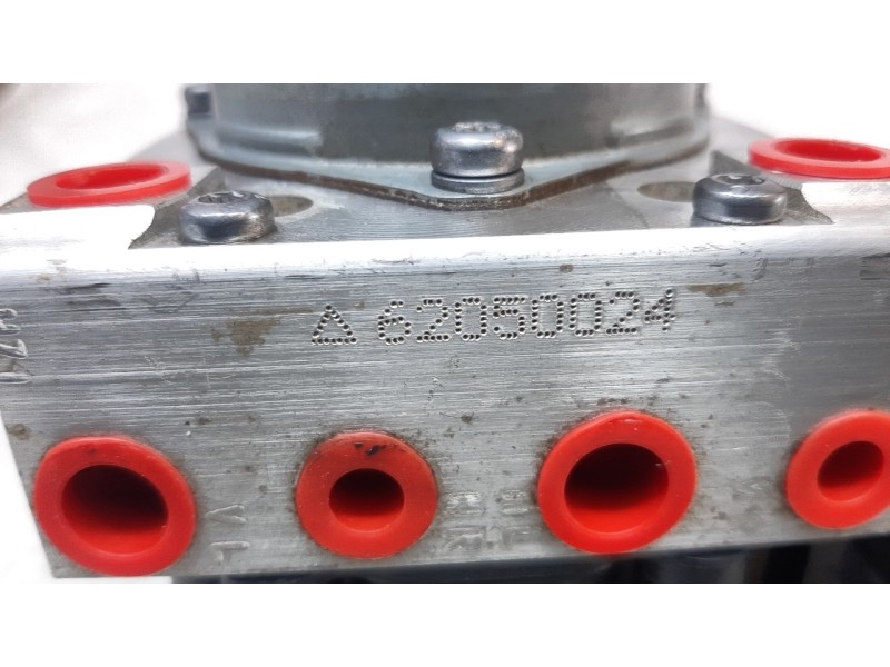 Recambio de abs para jeep compass (m7) longitude fwd referencia OEM IAM 52219680  