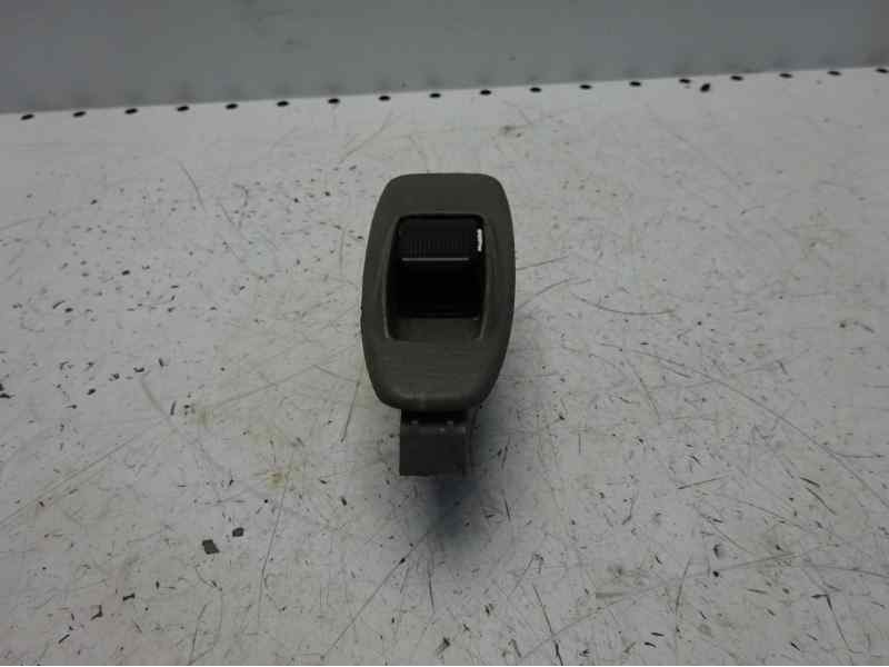 Recambio de mando elevalunas trasero izquierdo para mazda premacy (cp) td active referencia OEM IAM   