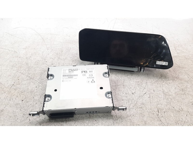 Recambio de sistema navegacion gps para mazda 3 sedán (bp) referencia OEM IAM BDGF611J0A  