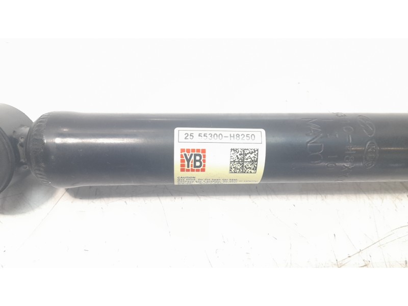 Recambio de amortiguador trasero derecho para kia rio (yb) 1.2 cat referencia OEM IAM 55300H250  