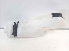 Recambio de deposito limpia para dacia dokker ambiance referencia OEM IAM 289106925R 289107917R  2