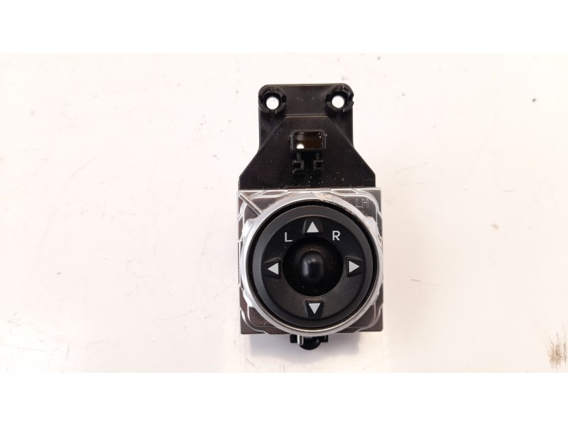 Recambio de mando retrovisor para hyundai i30 (gd) 1.4 crdi cat referencia OEM IAM 39Y4811110  