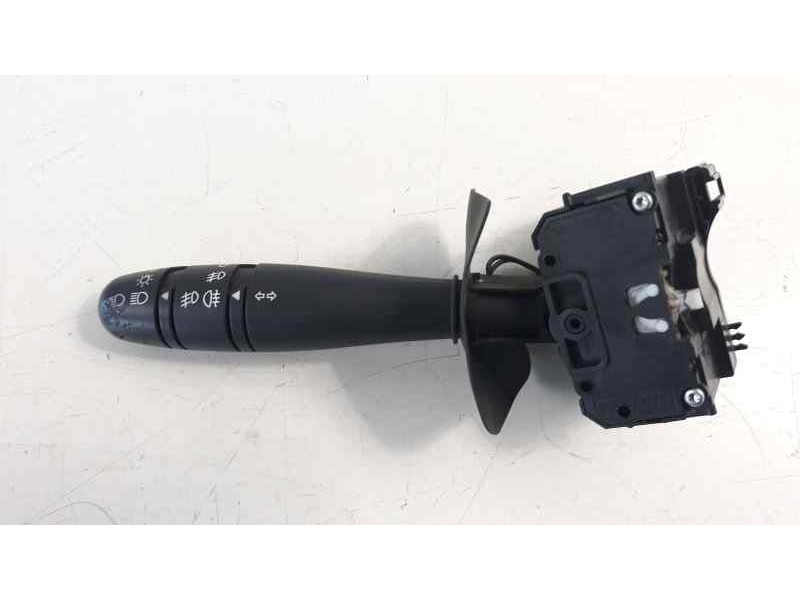 Recambio de mando intermitentes para renault clio ii fase ii (b/cb0) alize referencia OEM IAM   