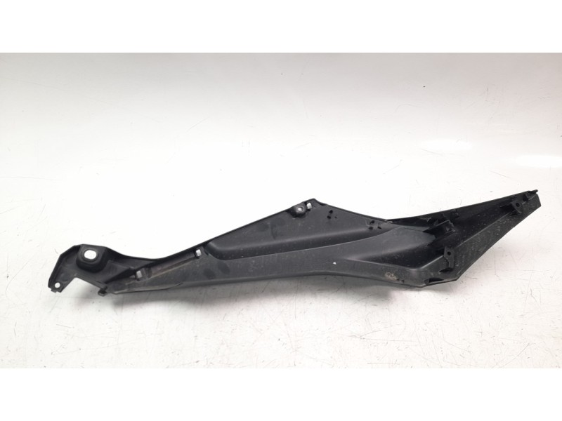 Recambio de moldura para yamaha x-max 125 referencia OEM IAM B74F172F00  