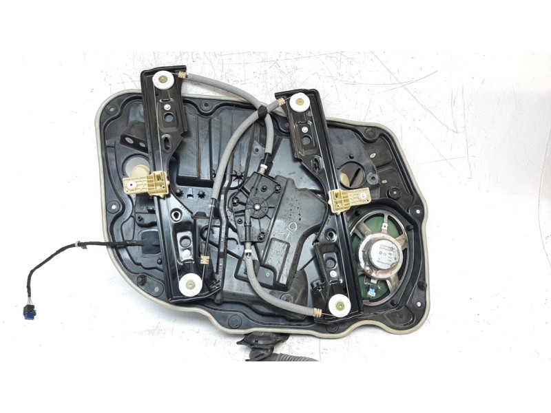 Recambio de elevalunas trasero derecho para jeep compass (m7) longitude fwd referencia OEM IAM 68243944AA  