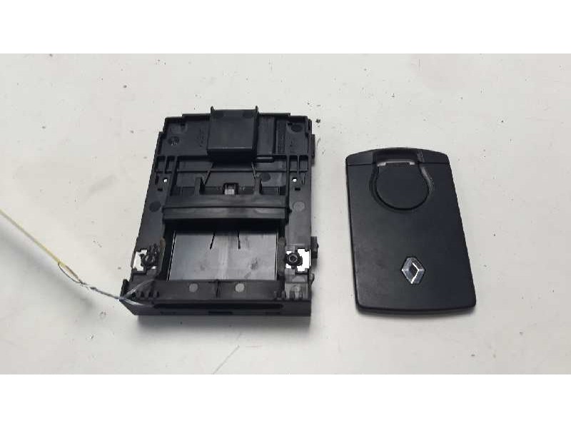 Recambio de conmutador de arranque para renault megane iii berlina 5 p dynamique referencia OEM IAM 285909828R  