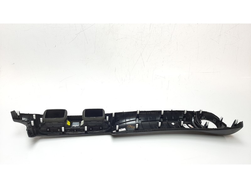 Recambio de moldura para hyundai kona referencia OEM IAM 84760J9010 97410J98010 