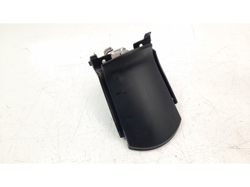 Recambio de tapa exterior combustible para yamaha x-max 125 referencia OEM IAM B74F838W00  
