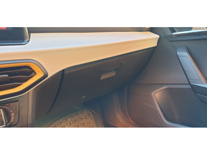 Recambio de guantera para seat arona xcellence referencia OEM IAM 6F1857103N  