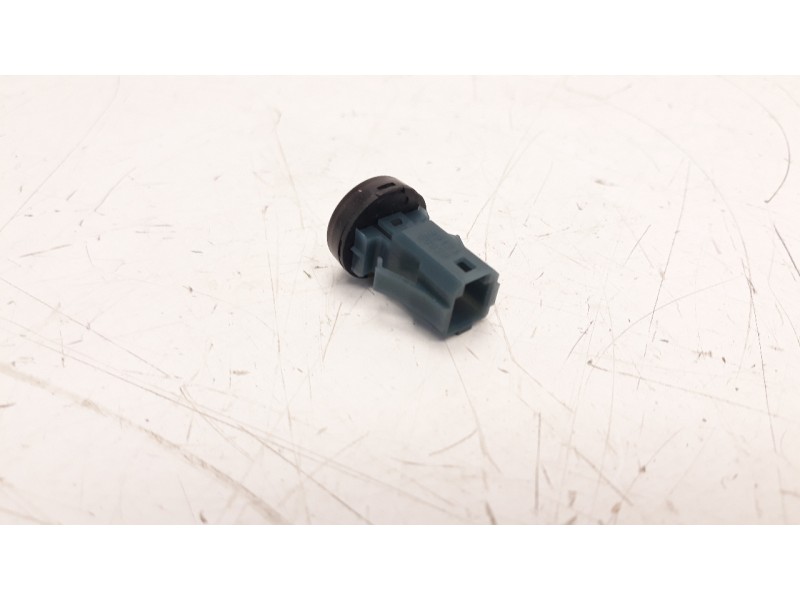Recambio de sensor para toyota rav 4 referencia OEM IAM 8912150020  