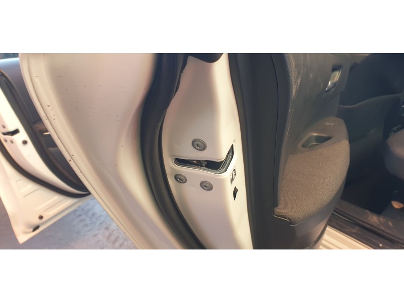 Recambio de cerradura puerta trasera izquierda para toyota corolla (e21) hybrid style referencia OEM IAM 6906002580  