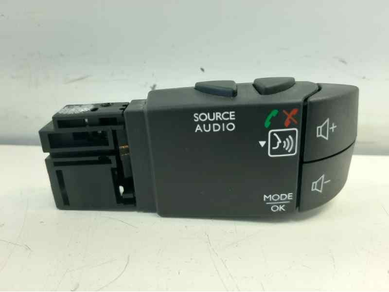 Recambio de mando volante para dacia dokker ambiance referencia OEM IAM 344422043  