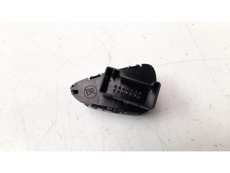 Recambio de interruptor para opel corsa e 1.4 referencia OEM IAM 13423496  