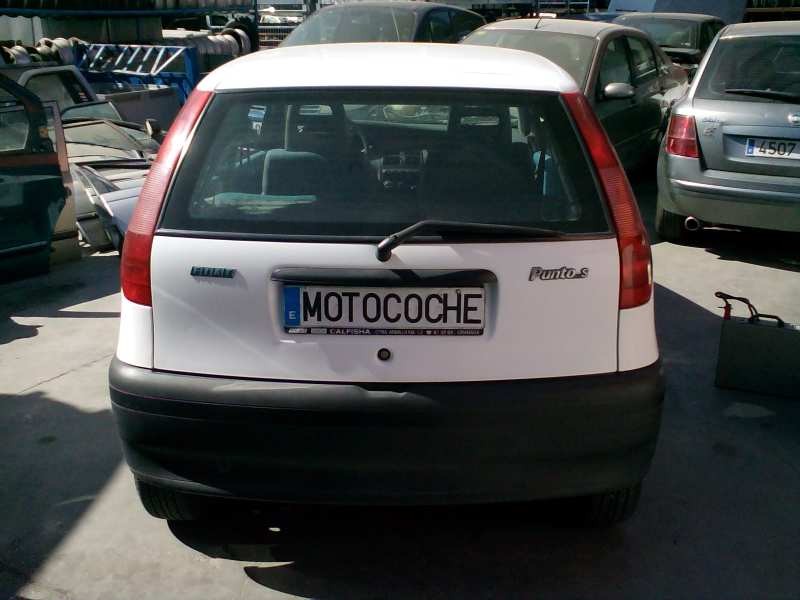 fiat punto berlina (176) del año 1996