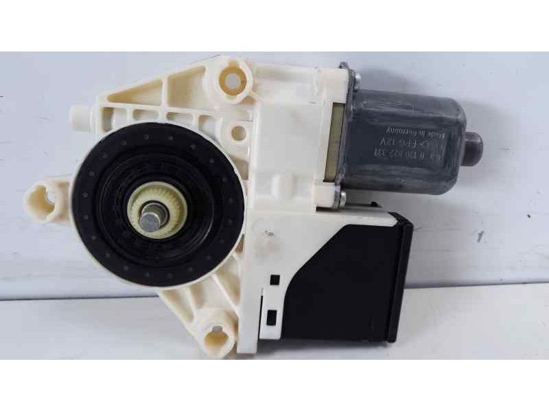 Recambio de motor elevalunas trasero derecho para renault megane iii berlina 5 p dynamique referencia OEM IAM 827306548R 9108372