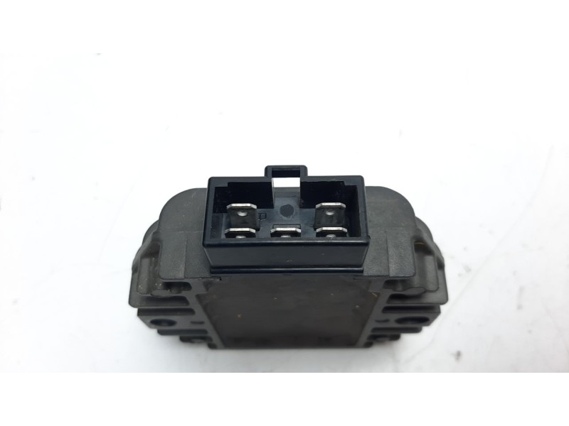 Recambio de modulo electronico para piaggio (vespa) x7 referencia OEM IAM SH640D12  