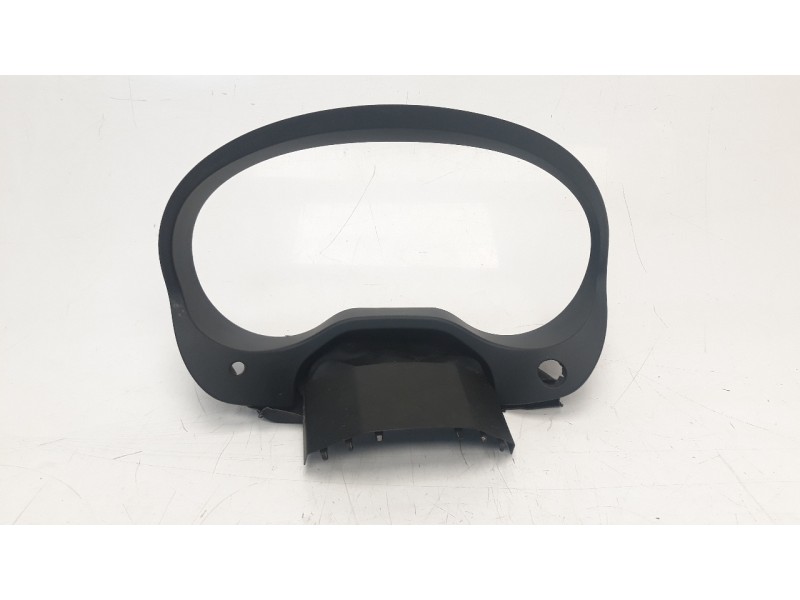 Recambio de moldura para mercedes-benz clase gla (w156) gla 200 cdi (156.908) referencia OEM IAM A1176800007  