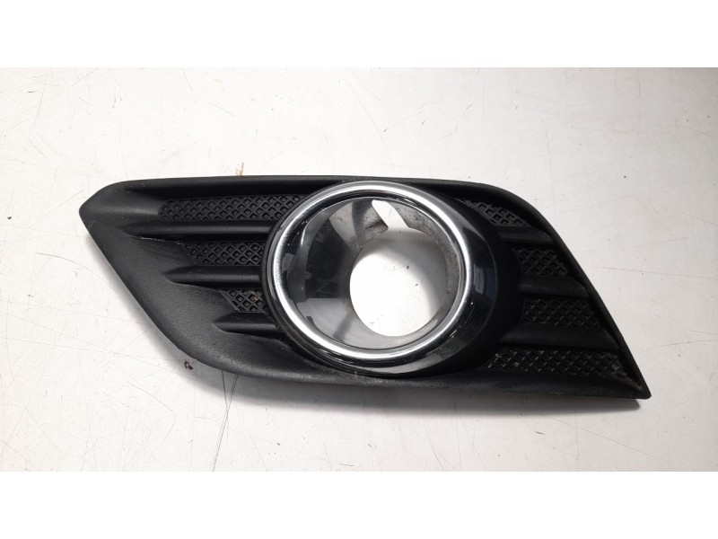 Recambio de moldura para opel mokka 1.6 cdti dpf referencia OEM IAM 95021815  