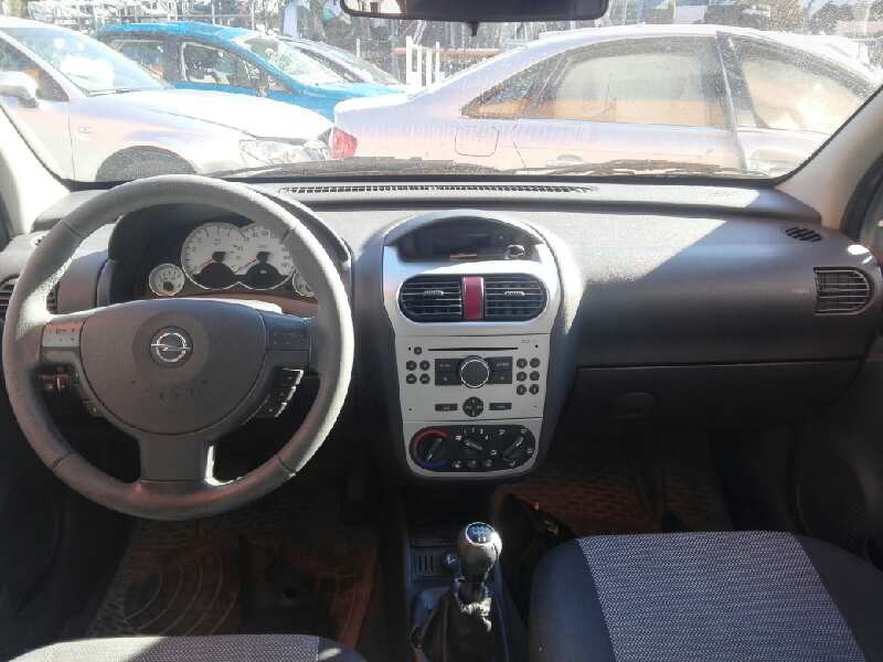 opel corsa c del año 2006