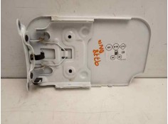 Recambio de tapa exterior combustible para dacia dokker ambiance referencia OEM IAM 788330558R   2