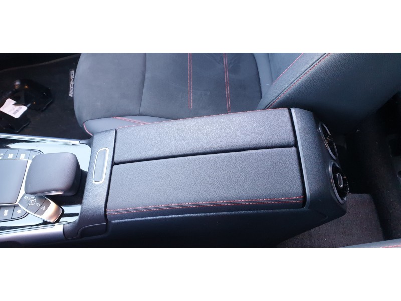 Recambio de apoyabrazos central para mercedes-benz clase glb (bm 247) 1.3 cat referencia OEM IAM 17768062039H15  