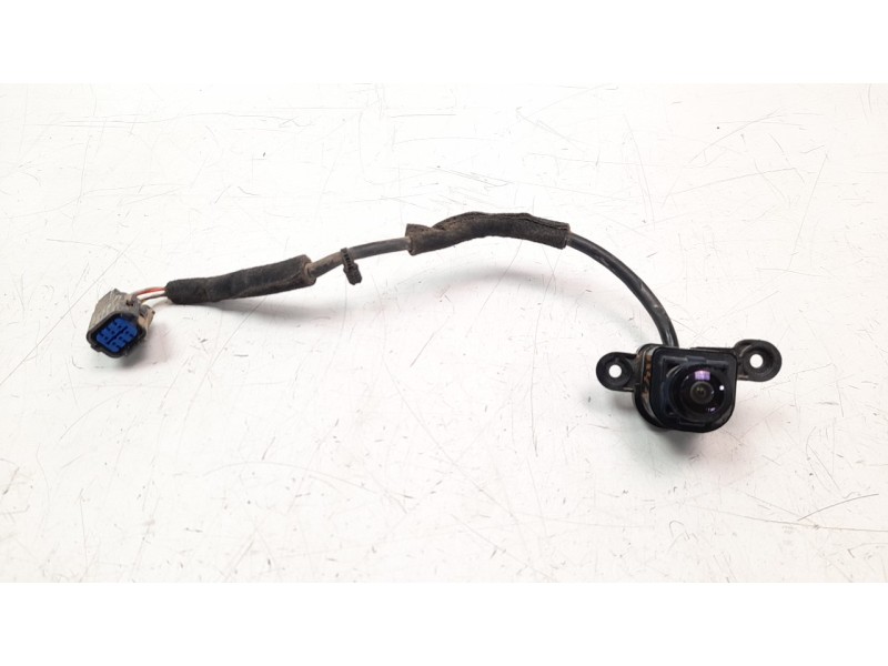 Recambio de camara vision trasera para hyundai tucson referencia OEM IAM 99240N7600  