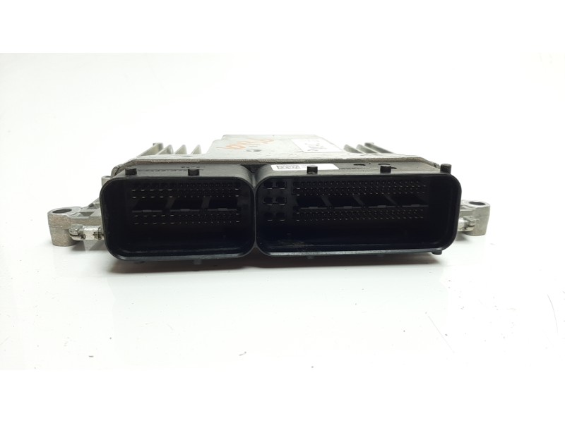 Recambio de centralita motor uce para hyundai kona referencia OEM IAM 391B503AE0 A3C0478770001 