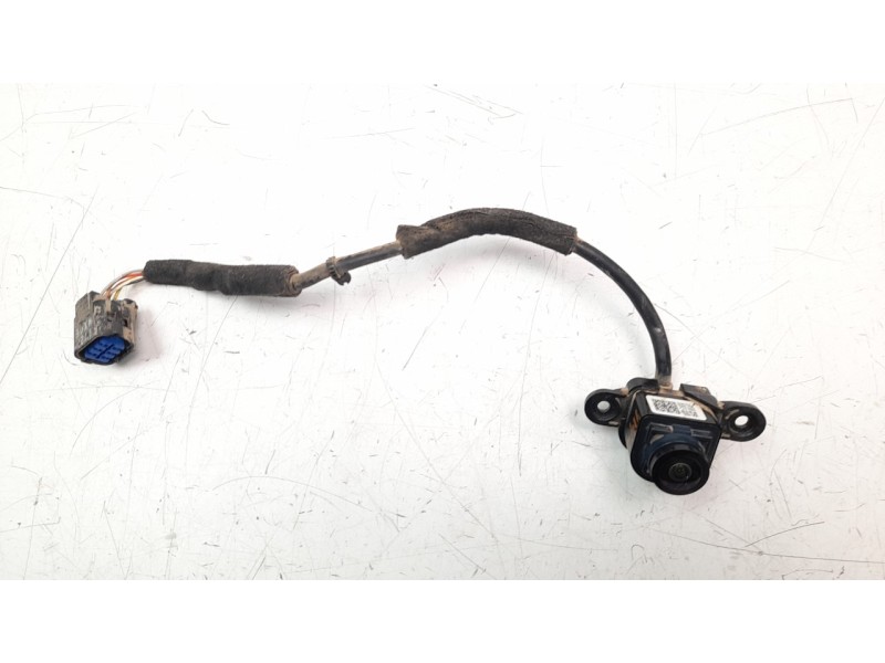 Recambio de camara vision trasera para hyundai tucson referencia OEM IAM 99240N7600  