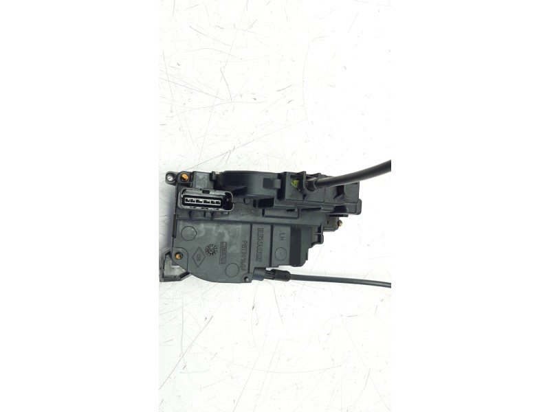 Recambio de cerradura puerta trasera izquierda para renault scenic iii 1.5 dci diesel referencia OEM IAM 825030032R  