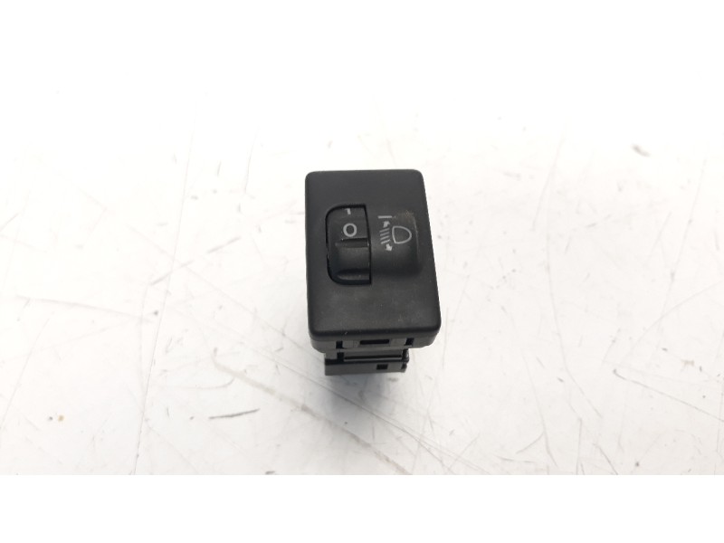 Recambio de interruptor para toyota rav 4 referencia OEM IAM 134159  