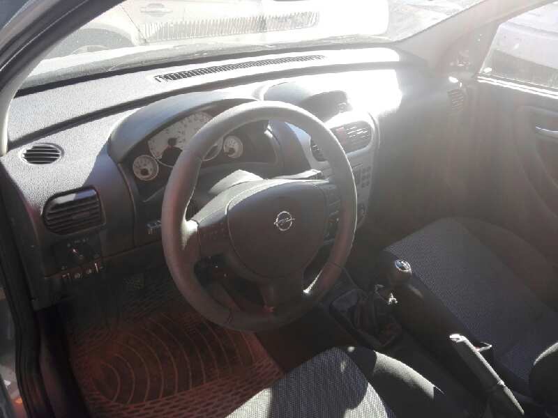 opel corsa c del año 2006