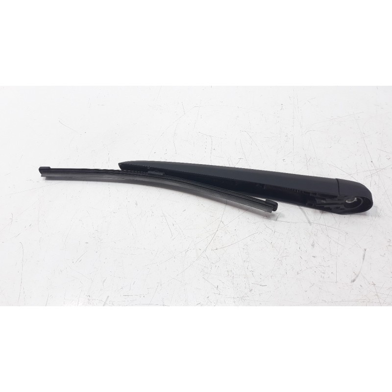 Recambio de brazo limpia trasero para mercedes-benz clase glb (bm 247) 1.3 cat referencia OEM IAM A1568201800  