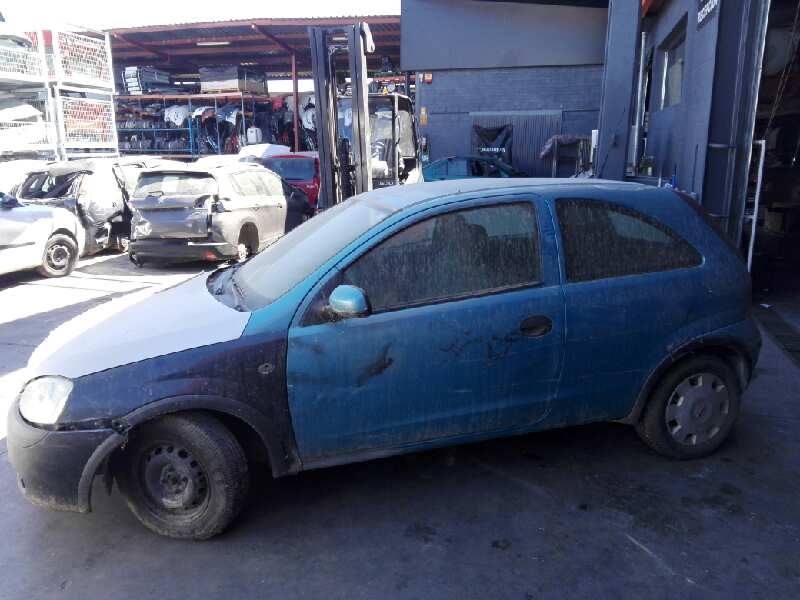 opel corsa c del año 2004